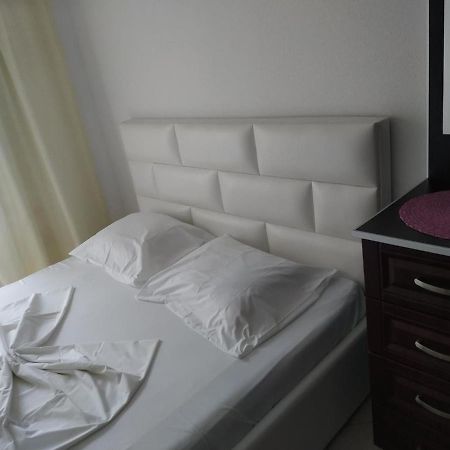 Aparthotel Vila Tufi Velipojë Εξωτερικό φωτογραφία