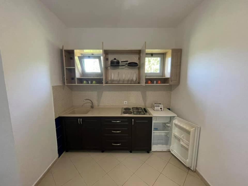 Aparthotel Vila Tufi Velipojë Εξωτερικό φωτογραφία