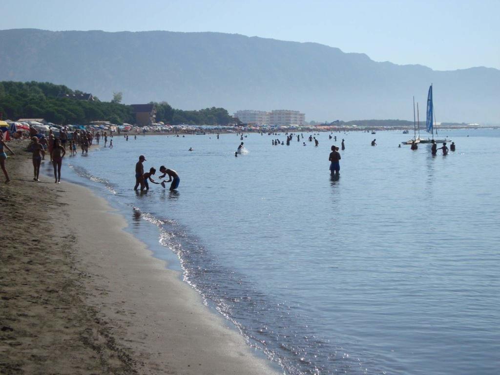 Aparthotel Vila Tufi Velipojë Δωμάτιο φωτογραφία