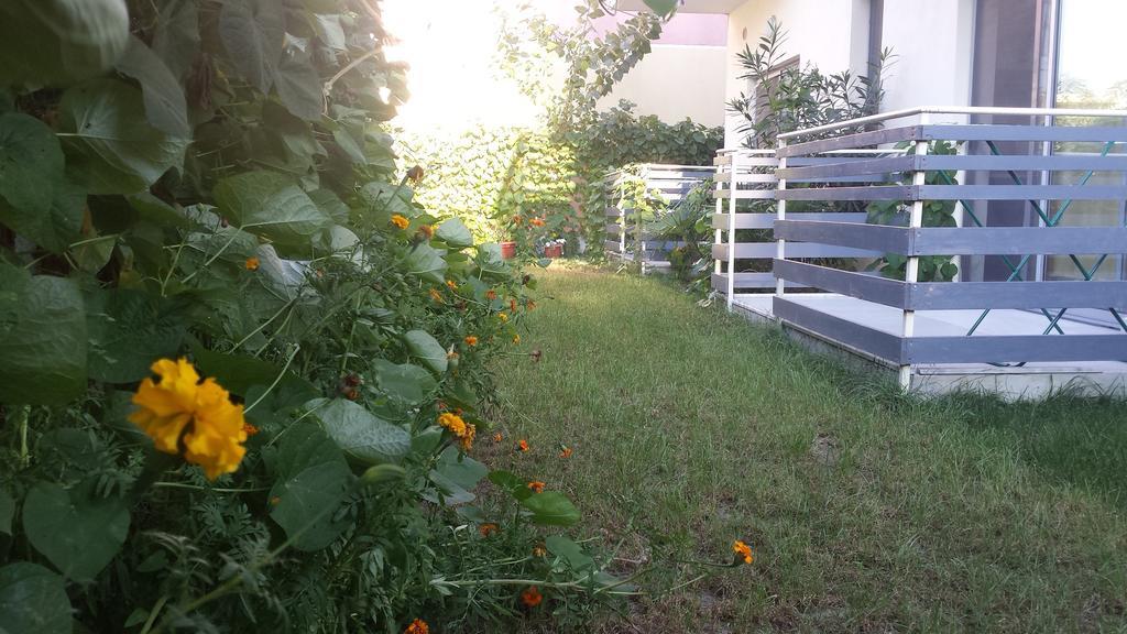 Aparthotel Vila Tufi Velipojë Εξωτερικό φωτογραφία