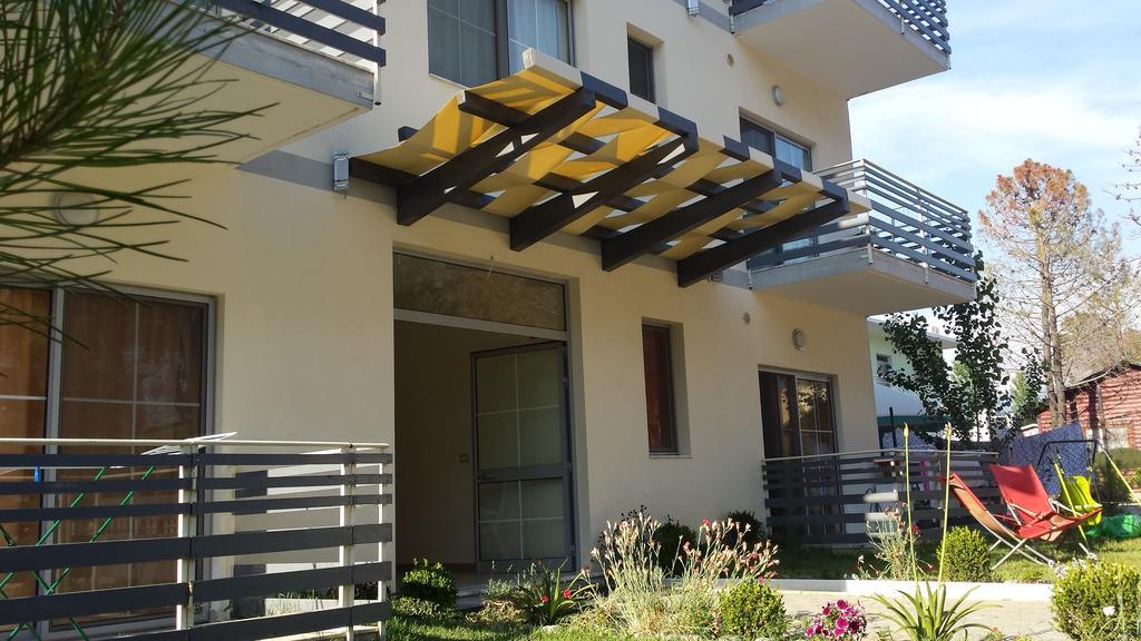 Aparthotel Vila Tufi Velipojë Εξωτερικό φωτογραφία