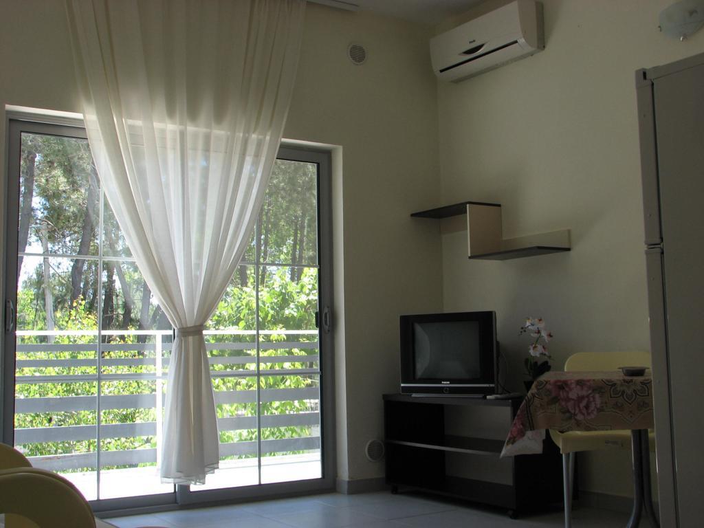 Aparthotel Vila Tufi Velipojë Εξωτερικό φωτογραφία