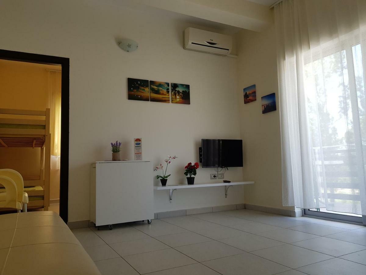 Aparthotel Vila Tufi Velipojë Εξωτερικό φωτογραφία